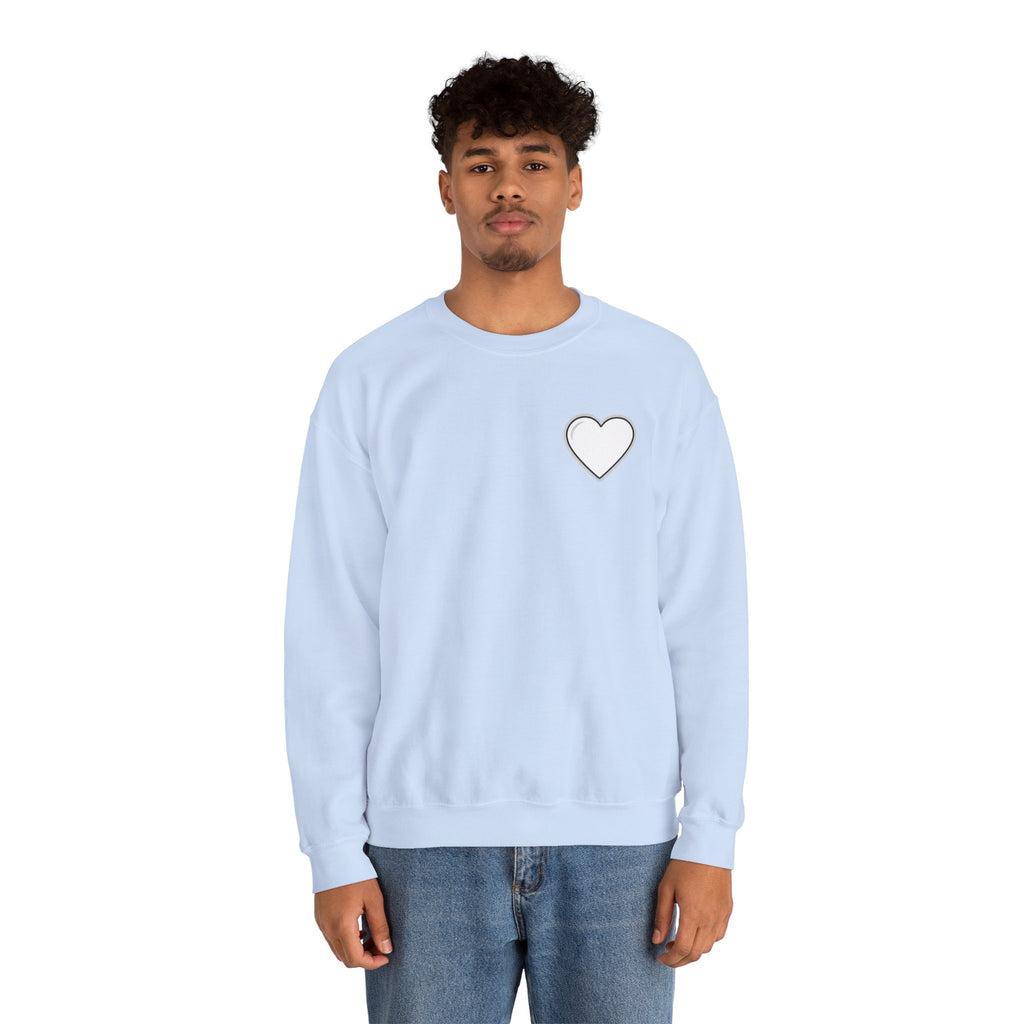 Crewneck Sweatshirt Minimal Heart Graphic with Spanish Proverbs Text