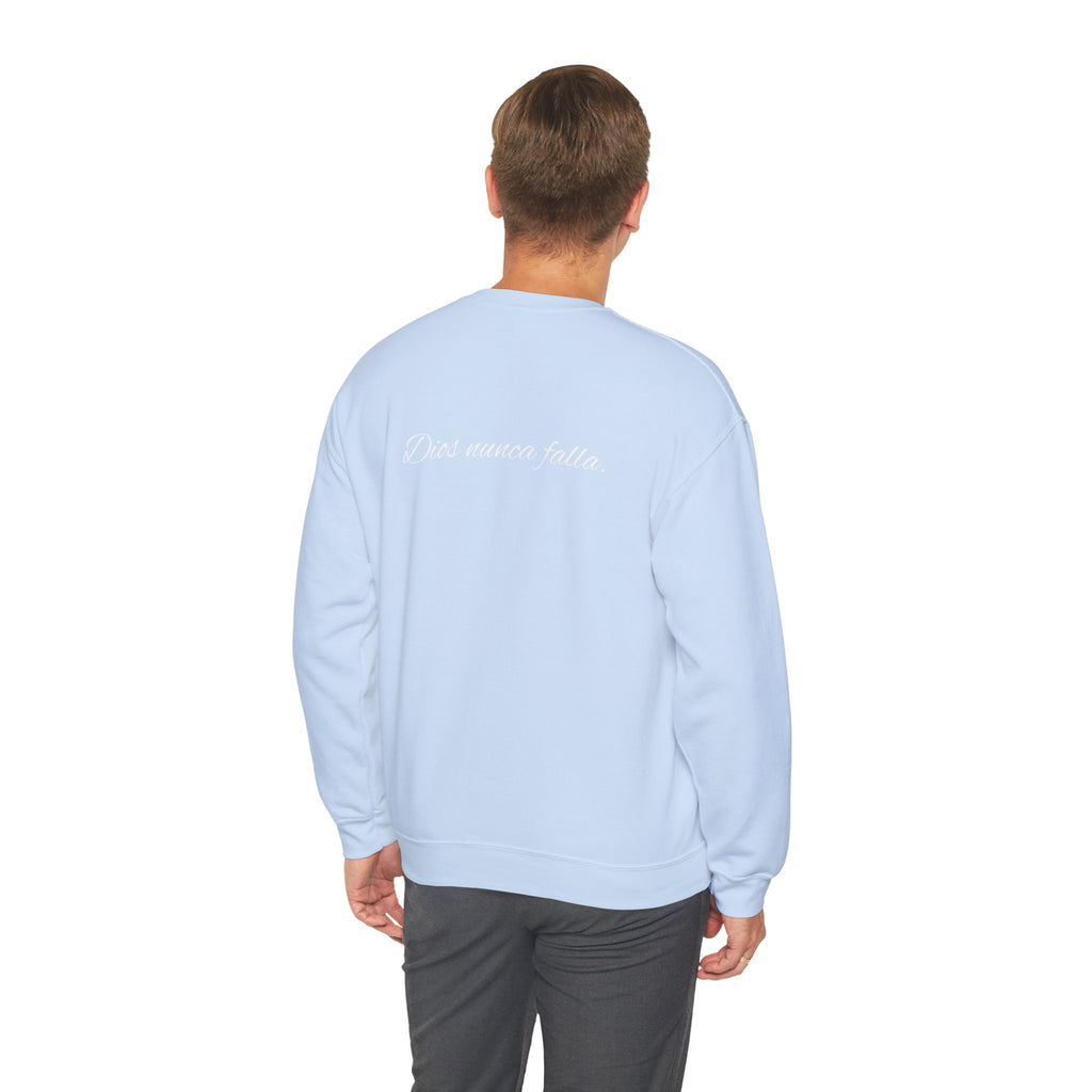 Crewneck Sweatshirt — 'Dios nunca falla' Script Heart Spiritual Pullover