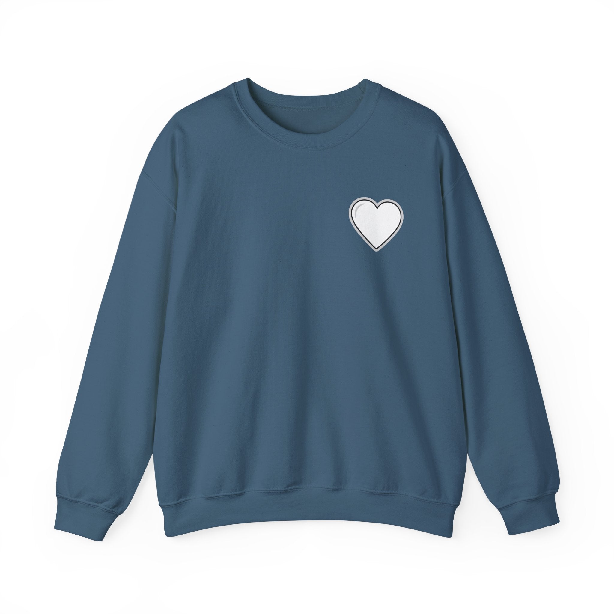 Crewneck Sweatshirt Minimal Heart Graphic with Spanish Proverbs Text