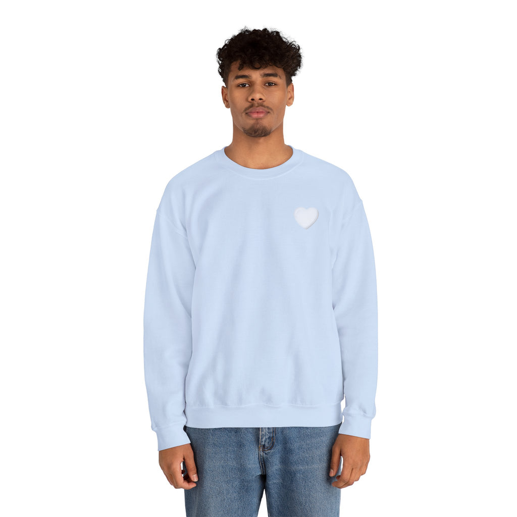 Crewneck Sweatshirt — 'Dios nunca falla' Script Heart Spiritual Pullover