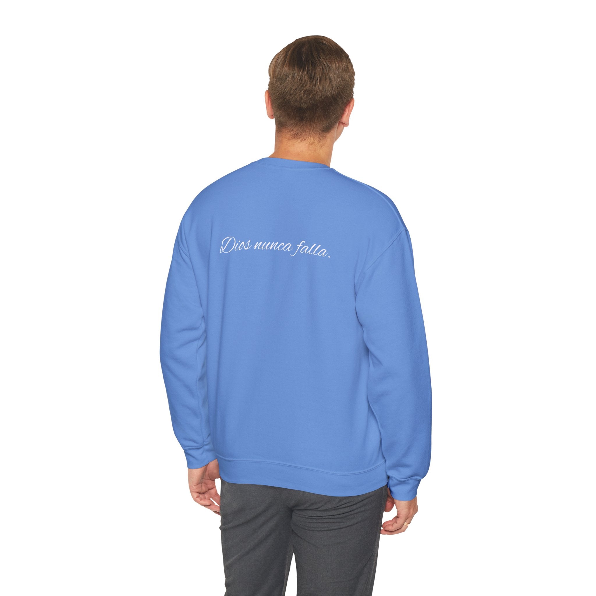 Crewneck Sweatshirt — 'Dios nunca falla' Script Heart Spiritual Pullover