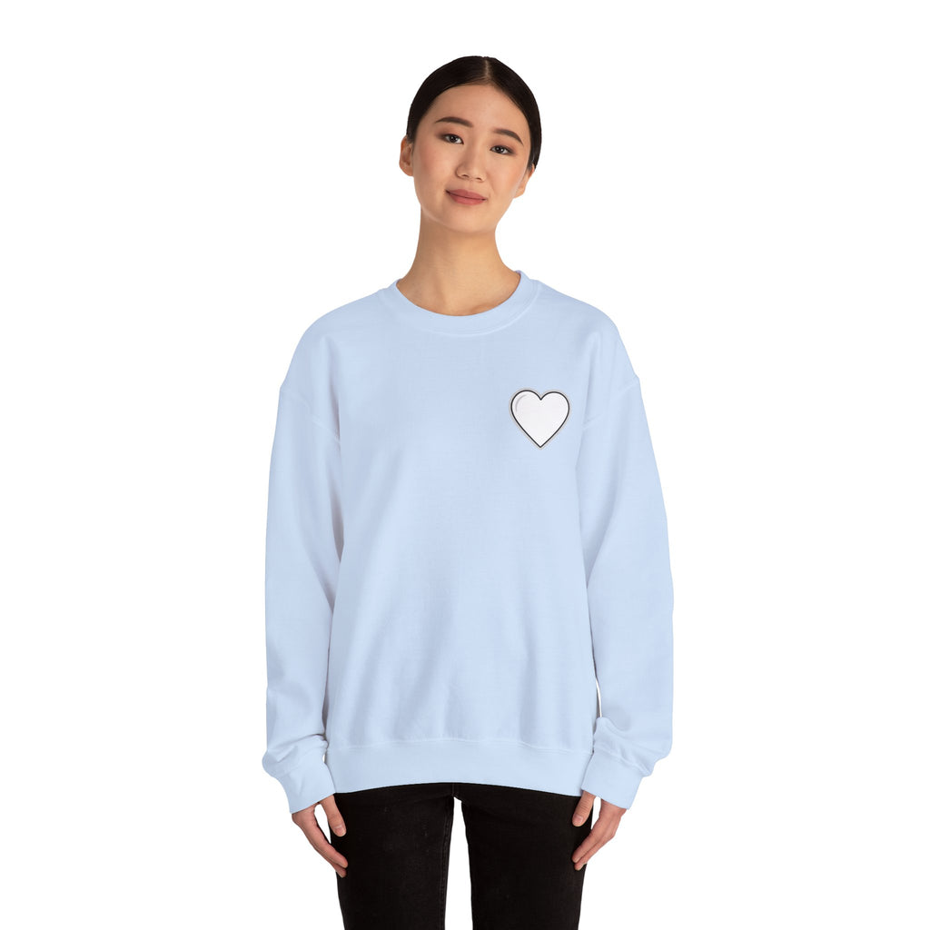 Crewneck Sweatshirt Minimal Heart Graphic with Spanish Proverbs Text