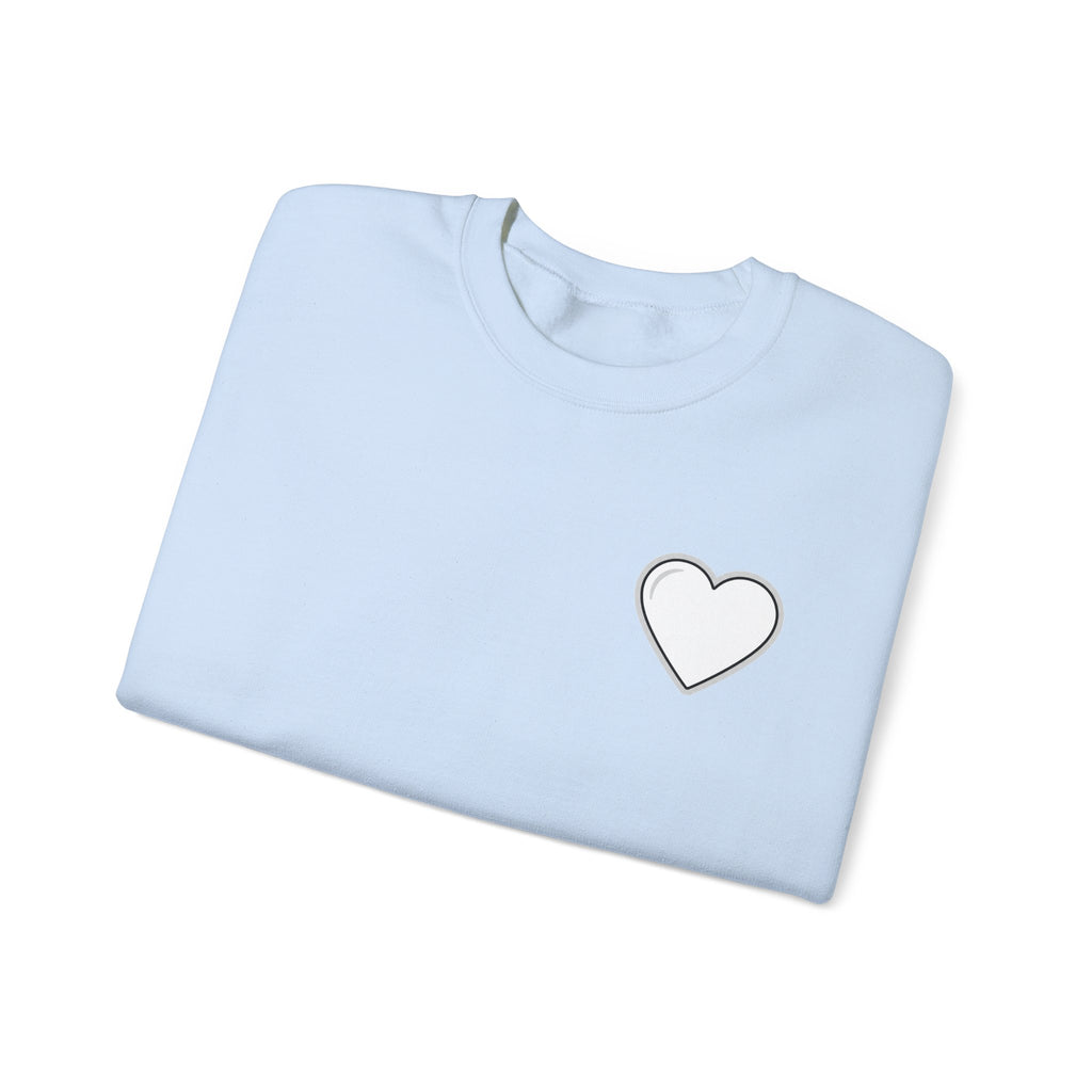 Crewneck Sweatshirt Minimal Heart Graphic with Spanish Proverbs Text